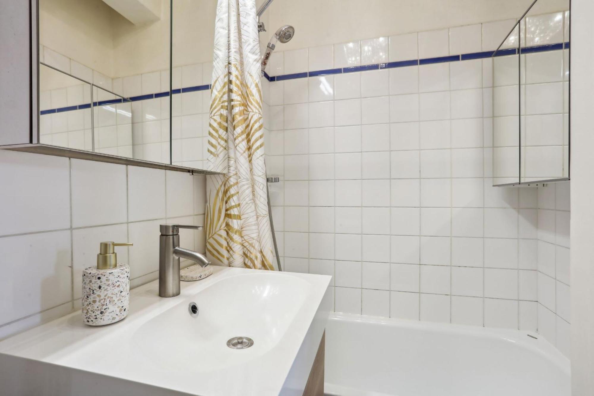 Eiffel Tower & Faubourg - 1Br - Cityapartmentstay Parijs Buitenkant foto